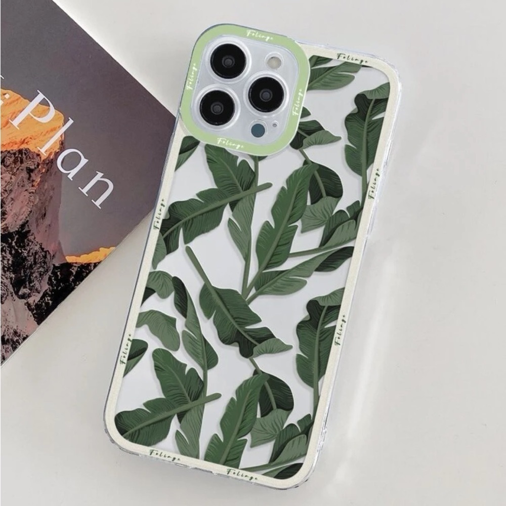 ⚠️Clearance iPhone 14 Pro Leaf Pattern Phone Case - Picture 3 of 4